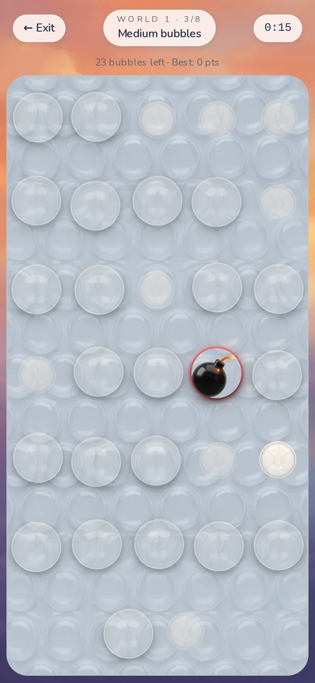 Gameplay: medium bubbles on a bubble-wrap board with a bomb and a snowflake power-up